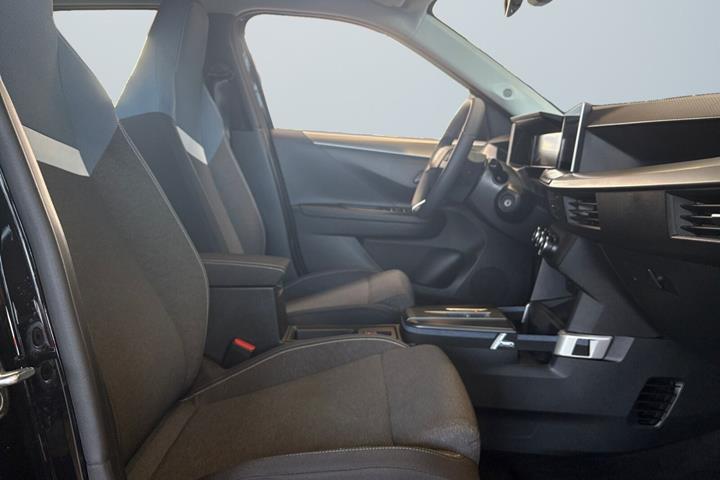 Sort Opel Frontera fra 2025