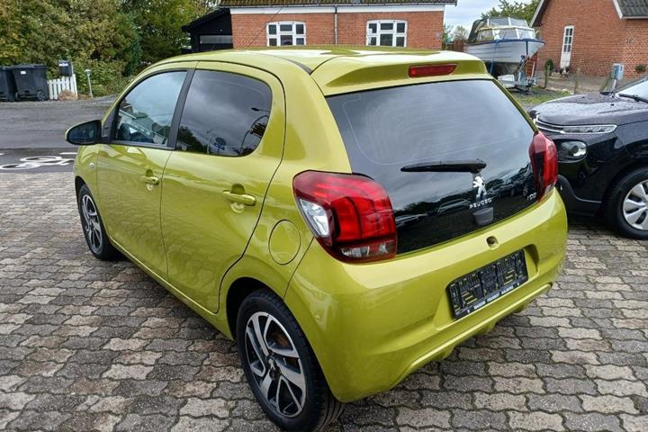 Grøn Peugeot 108 fra 2019