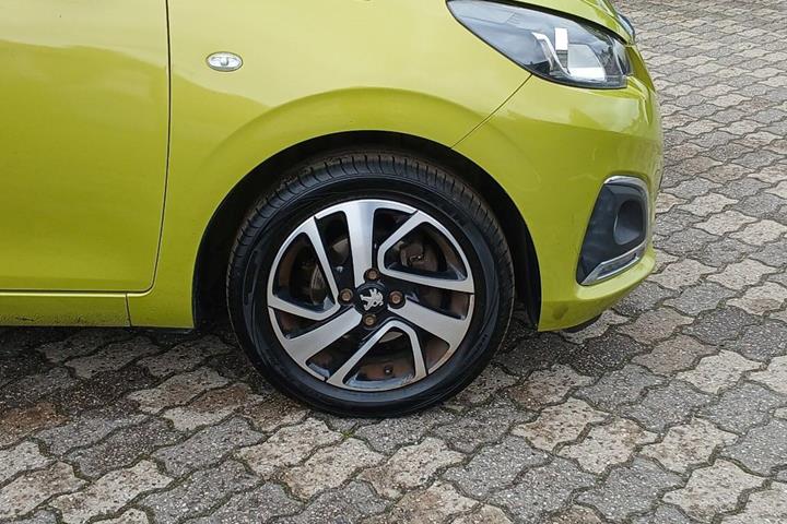 Grøn Peugeot 108 fra 2019