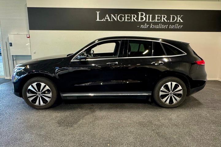 Sort Mercedes EQC400 fra 2020