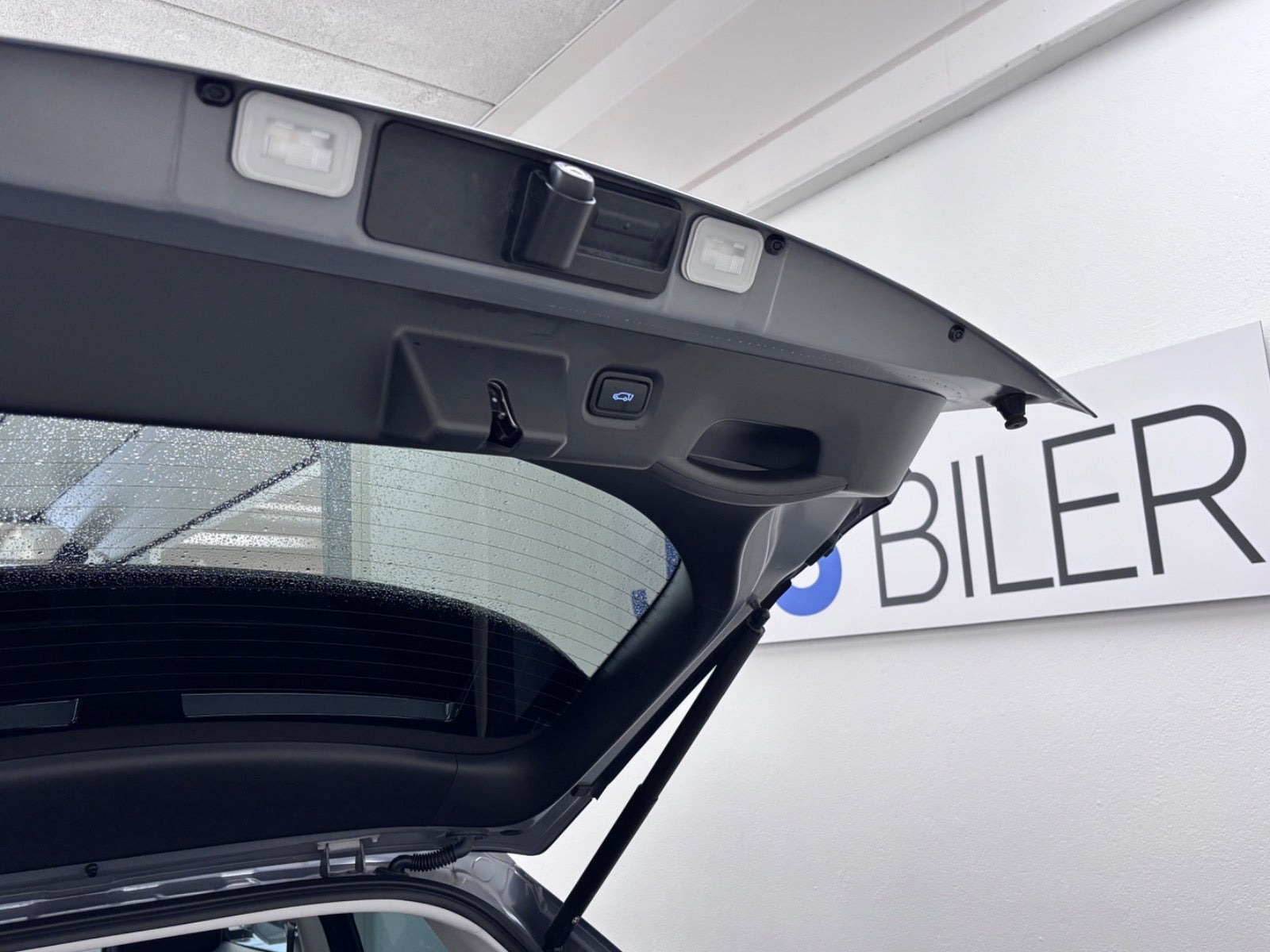 Grå Hyundai Ioniq 5 fra 2024