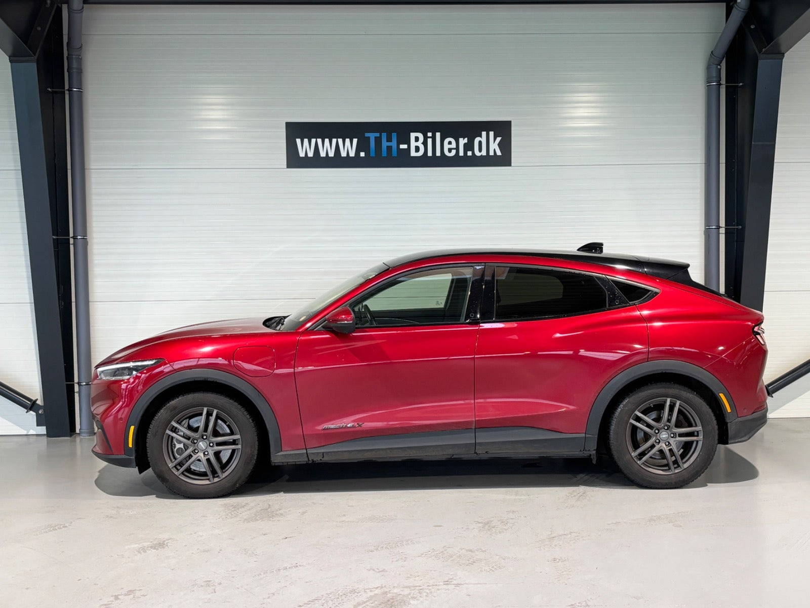 Sort Ford Mustang Mach-E fra 2022