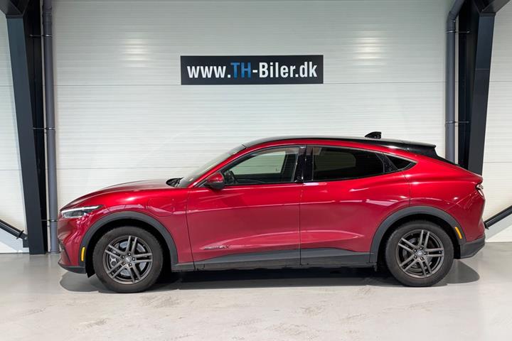 Sort Ford Mustang Mach-E fra 2022