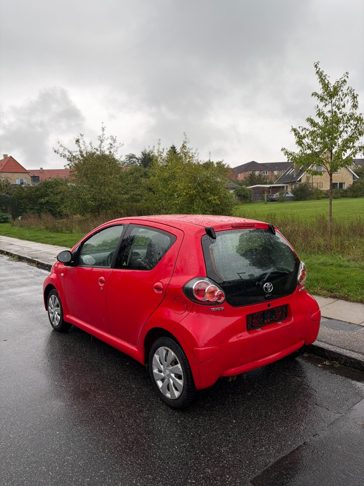 Grøn Toyota Aygo fra 2012
