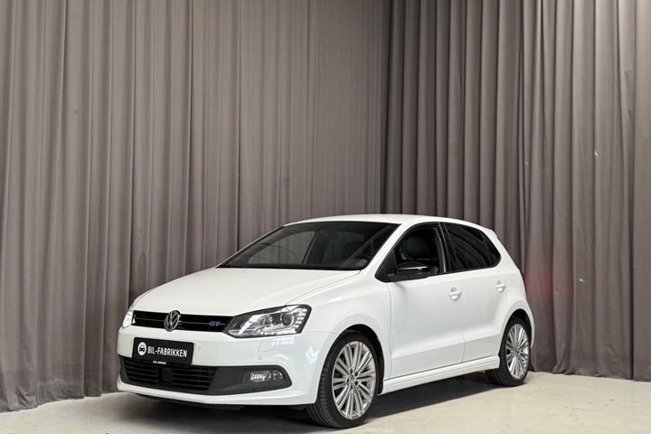 Hvid VW Polo fra 2017