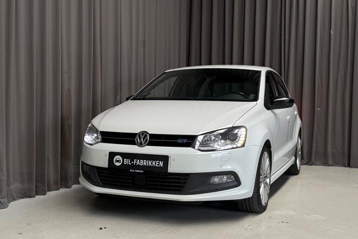 Hvid VW Polo fra 2017