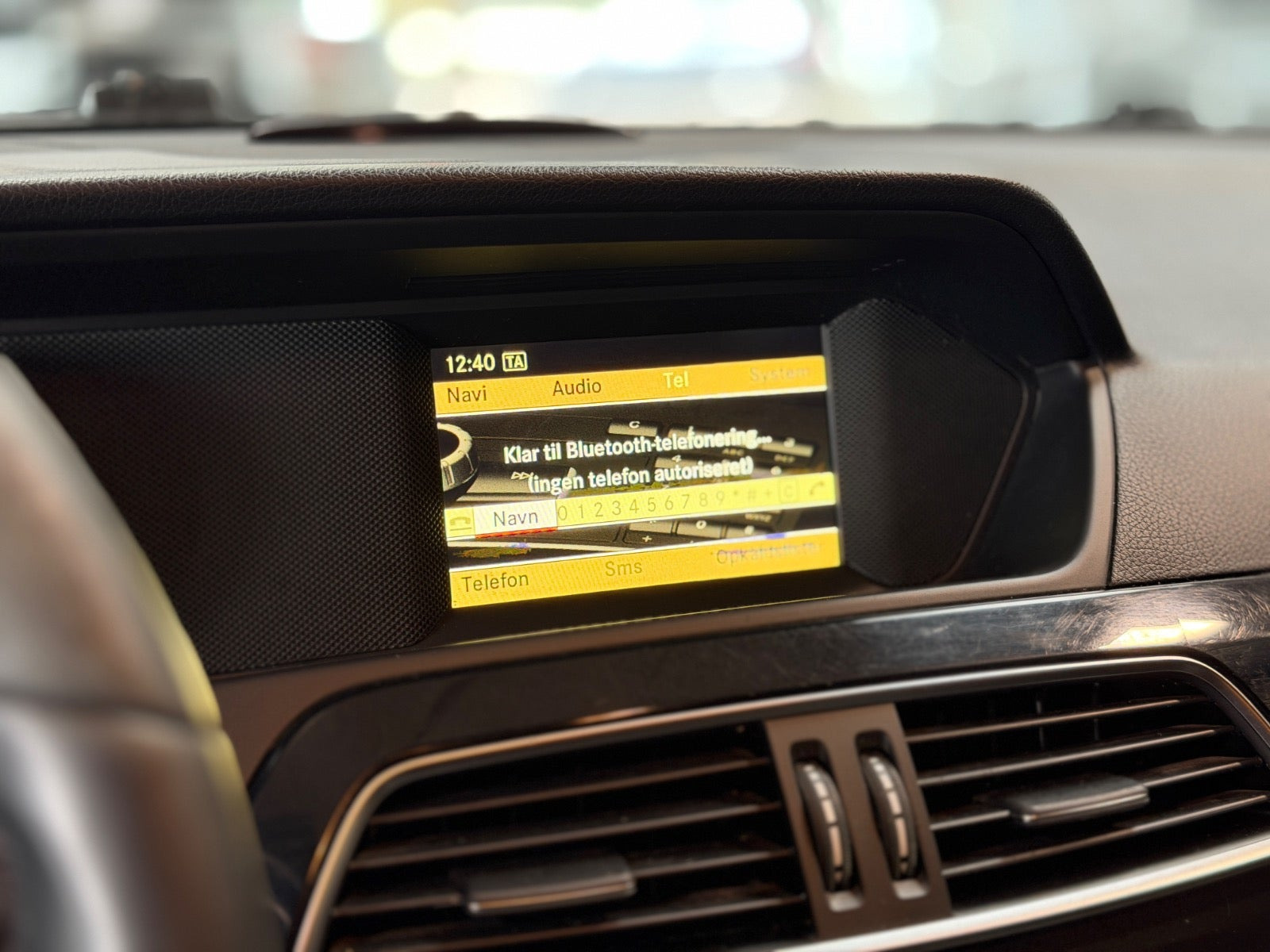 Sort Mercedes C200 fra 2012