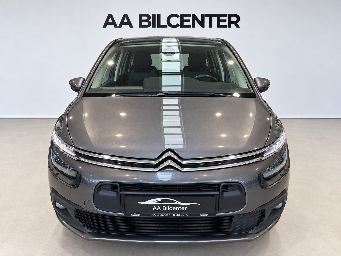 Grå Citroën Grand C4 Picasso fra 2017