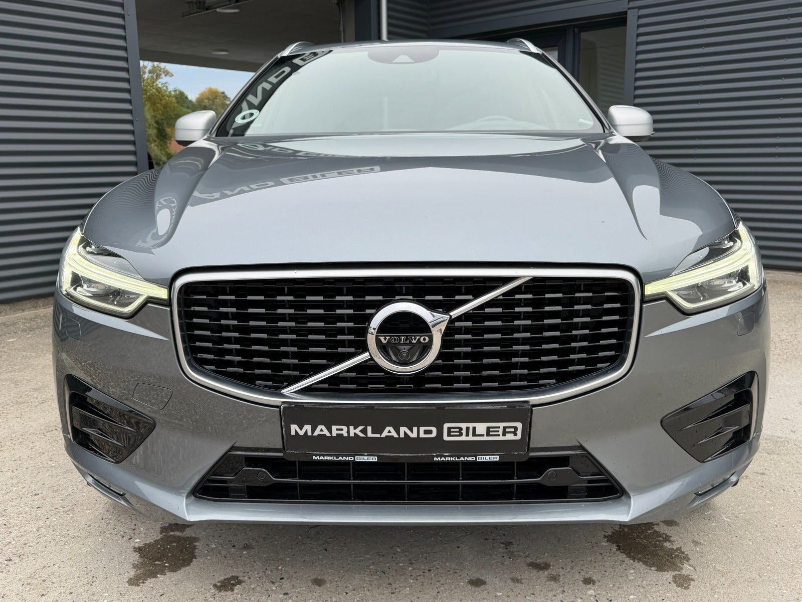 Sølv Volvo XC60 fra 2018