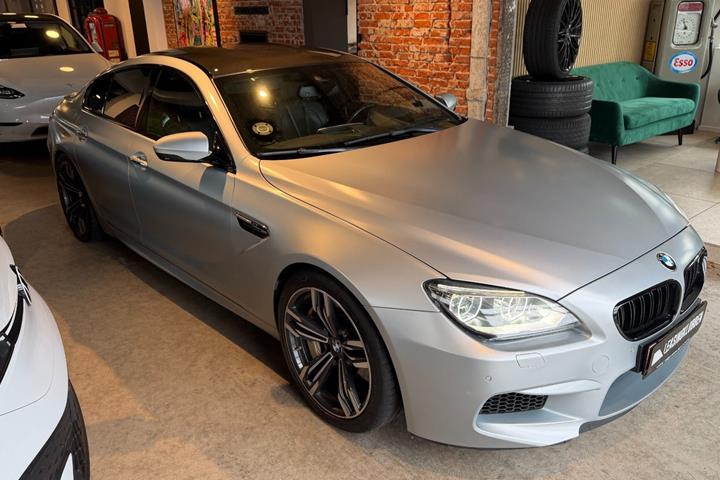 Sort BMW M6 fra 2014