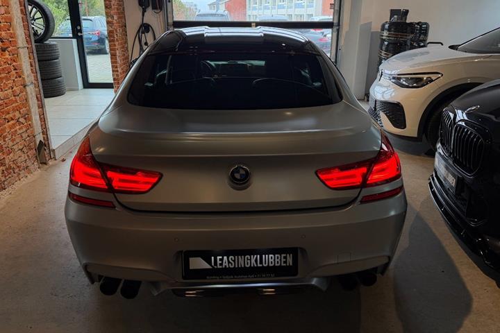 Sort BMW M6 fra 2014