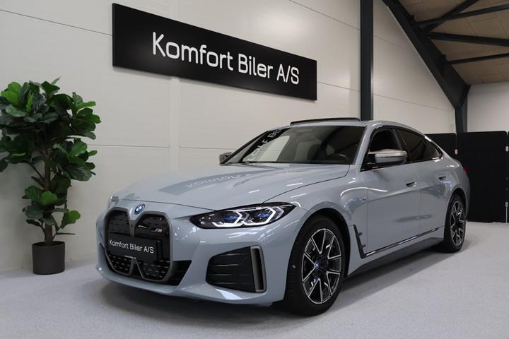 Grå BMW i4 fra 2023