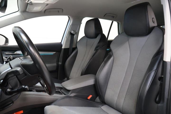 Sølv Skoda Enyaq fra 2023