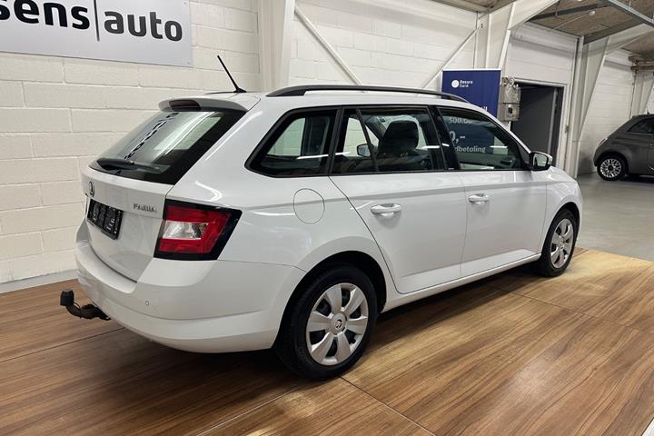 Hvid Skoda Fabia fra 2017