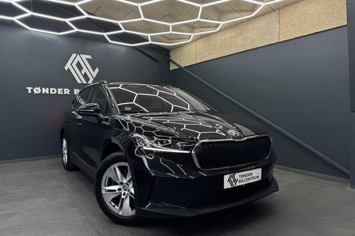Sort Skoda Enyaq fra 2023