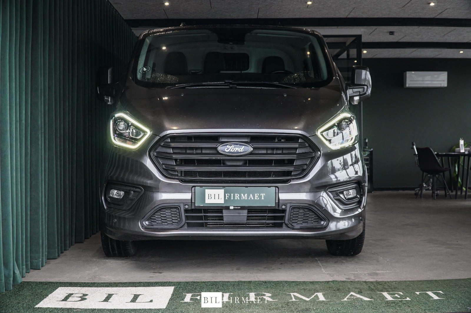 Grå Ford Transit Custom 310 L1 fra 2020