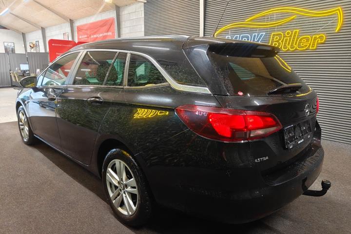 undefined Opel Astra fra 2019