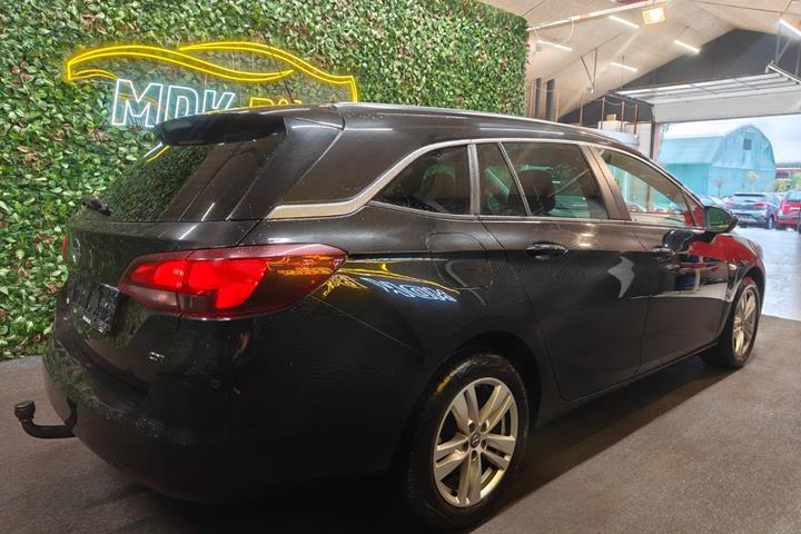 undefined Opel Astra fra 2019