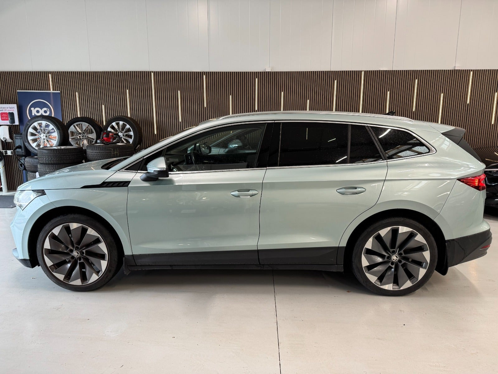 Sølv Skoda Enyaq fra 2021