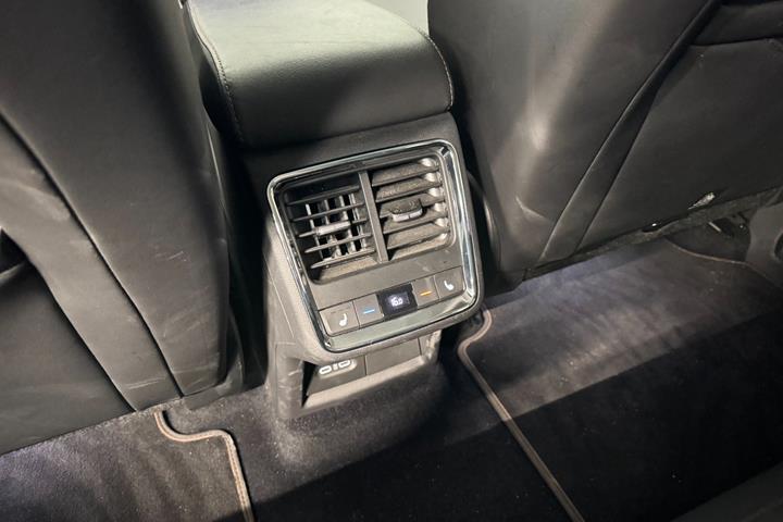 Sølv Skoda Enyaq fra 2021