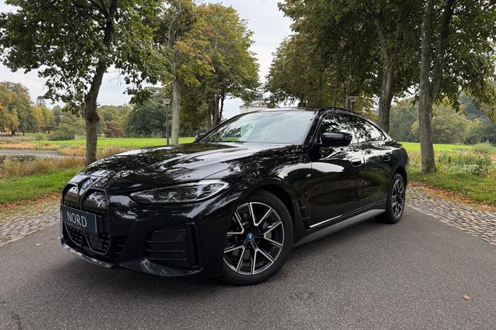 Sort BMW i4 fra 2022