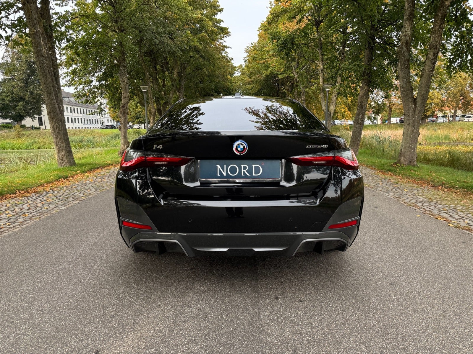 Sort BMW i4 fra 2022