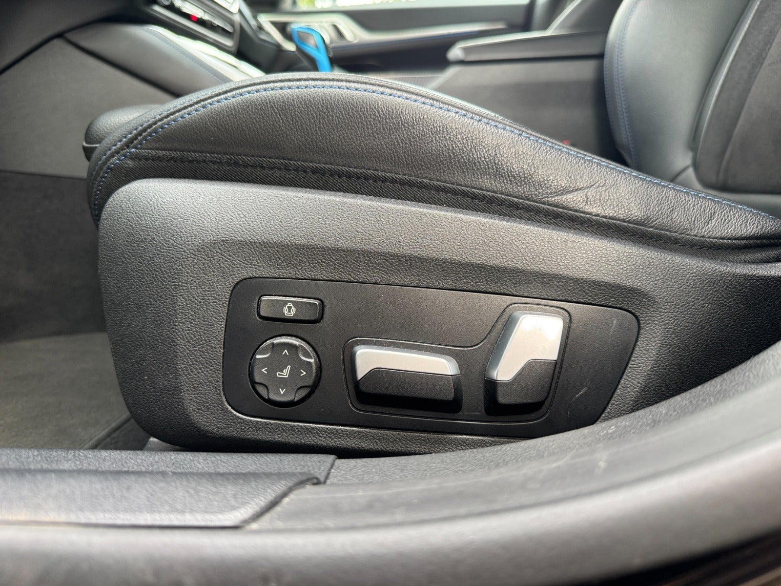 Sort BMW i4 fra 2022