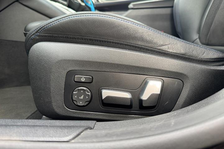 Sort BMW i4 fra 2022