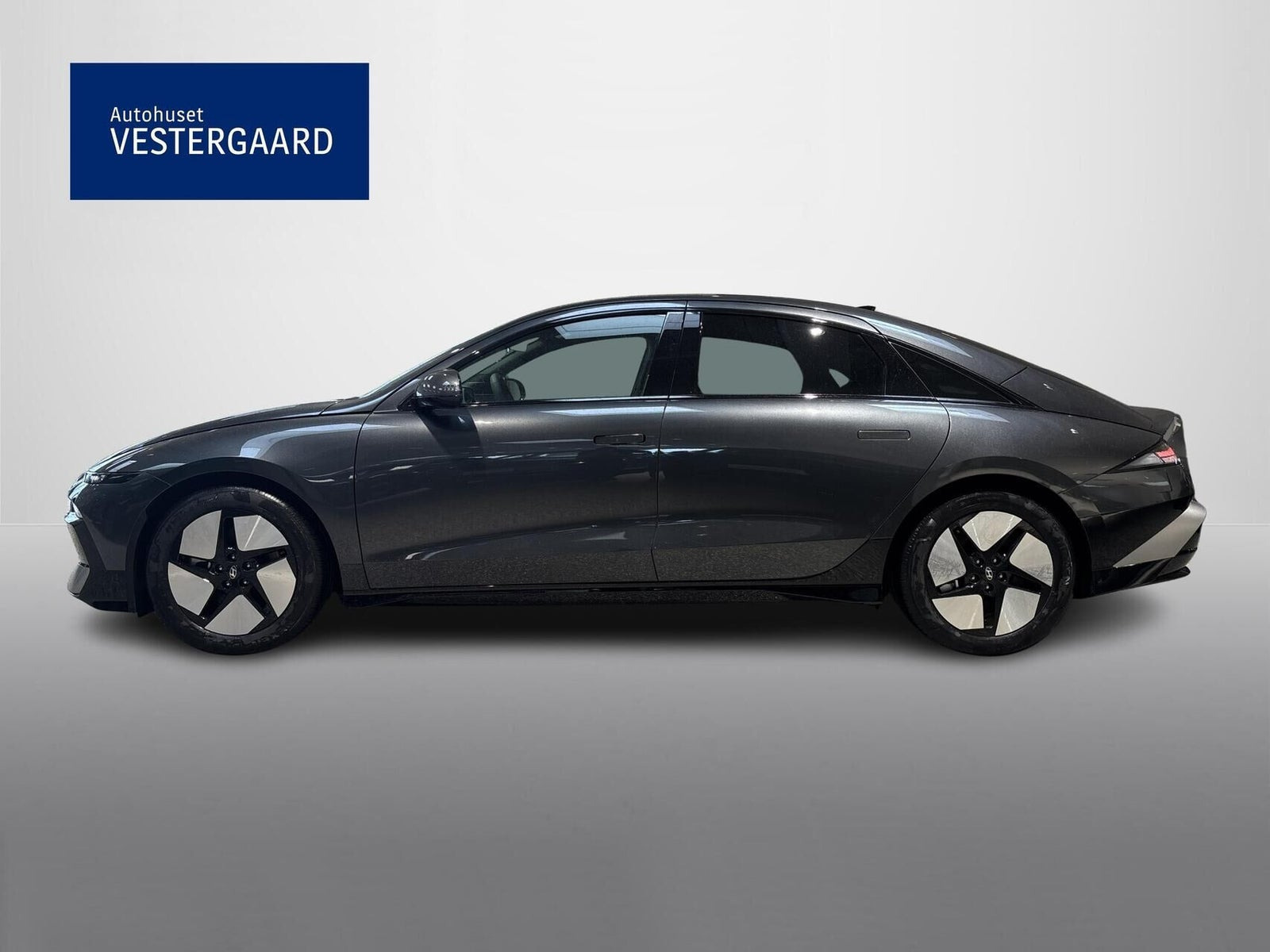 Grå Hyundai Ioniq 6 fra 2026