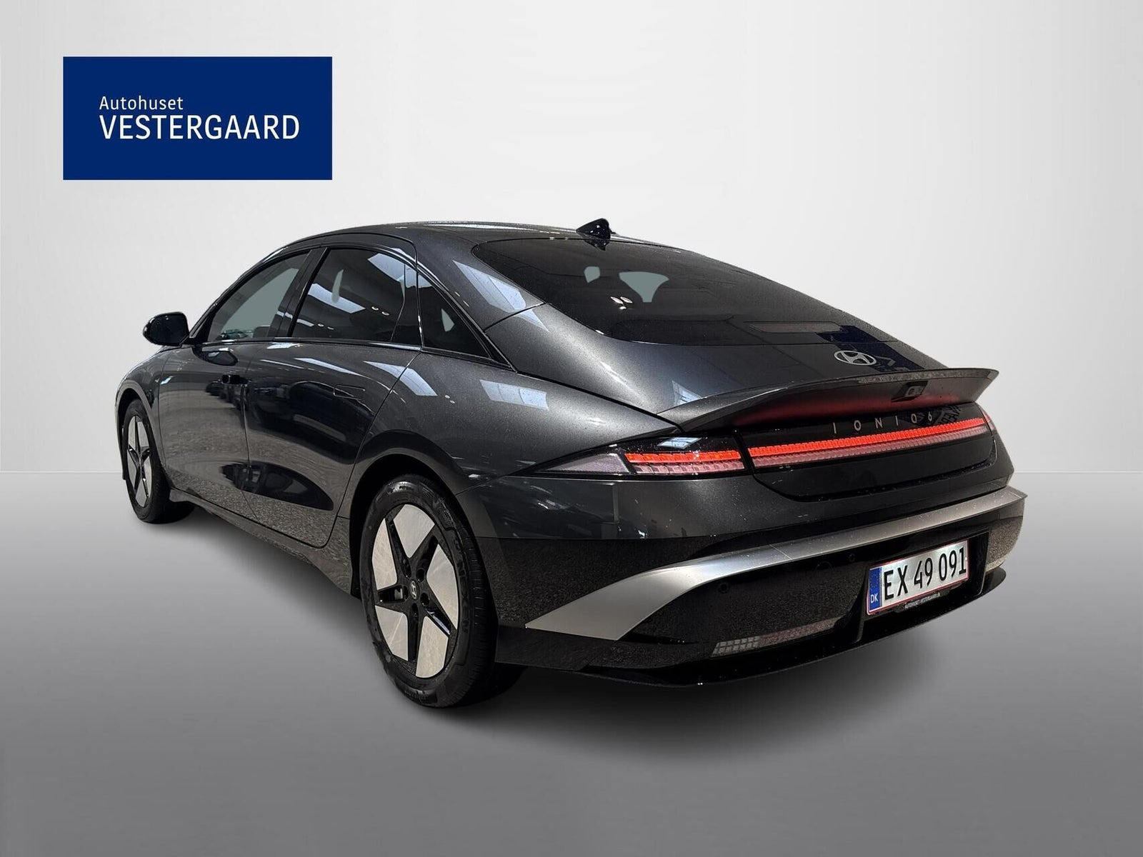 Grå Hyundai Ioniq 6 fra 2026