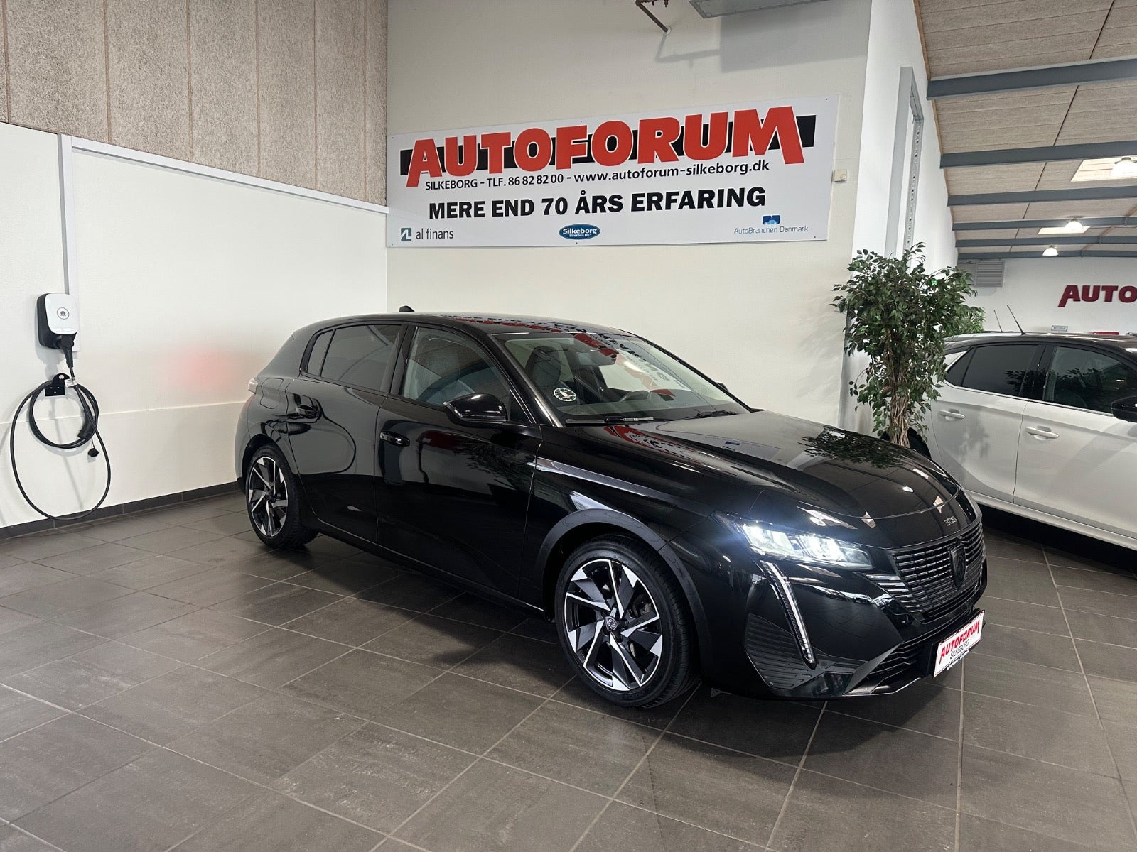 Peugeot 308 1,5 BlueHDi 130 Allure Pack EAT8