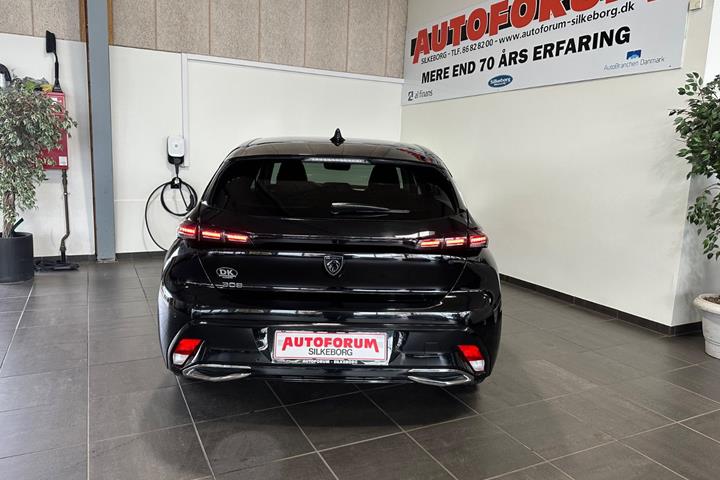 Sort Peugeot 308 fra 2024