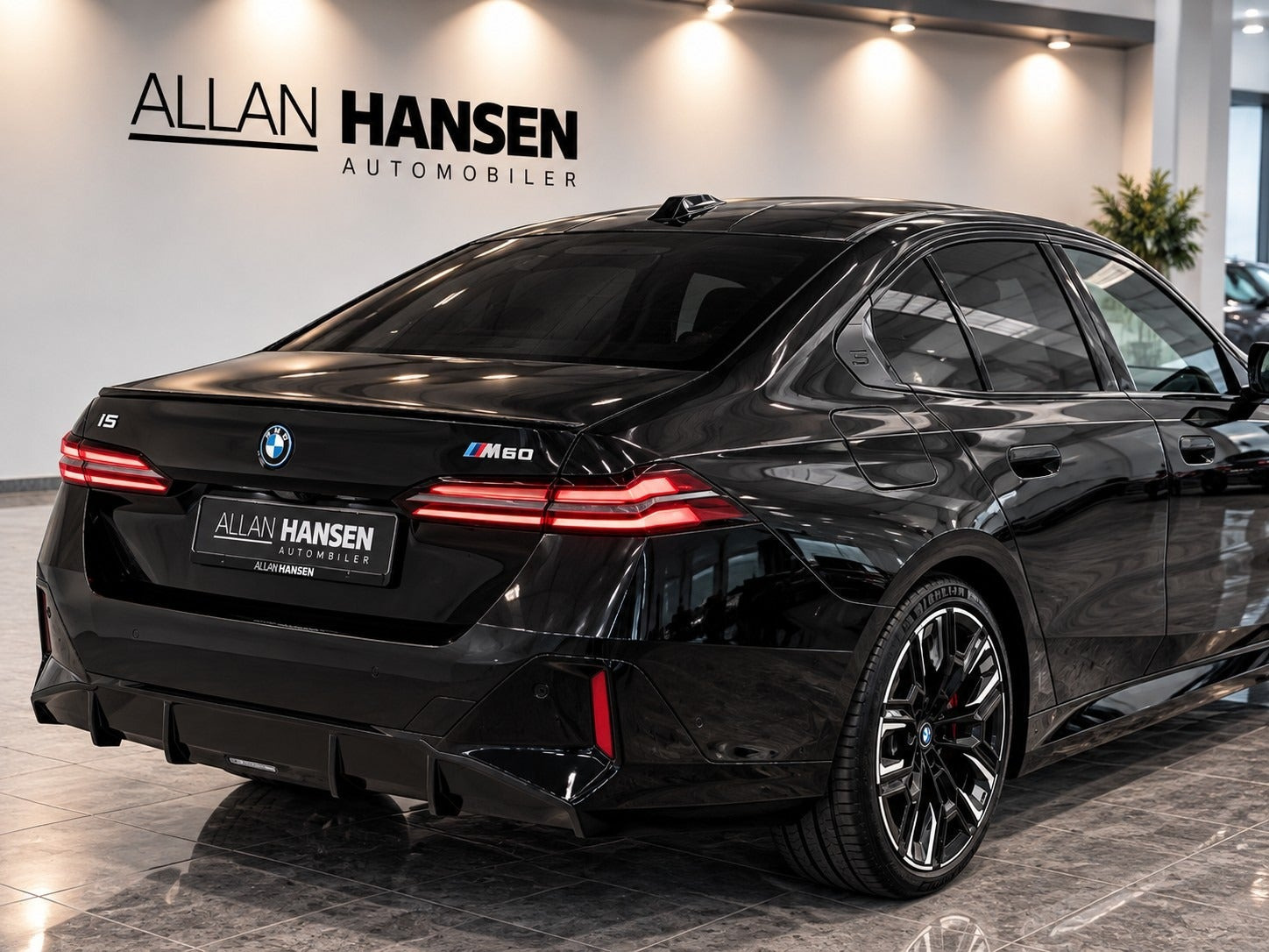 Sort BMW i5 fra 2024
