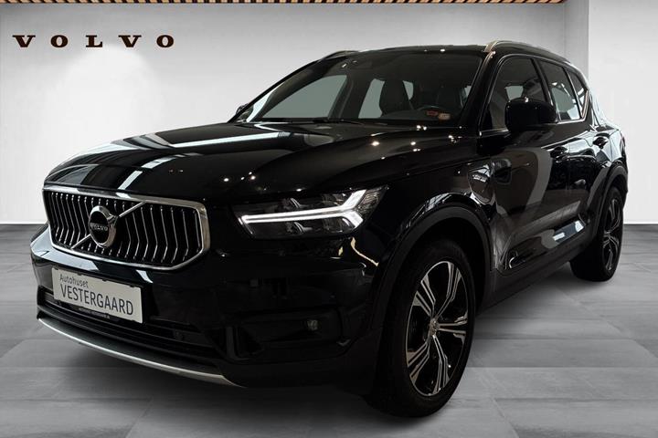 Sort Volvo XC40 fra 2021