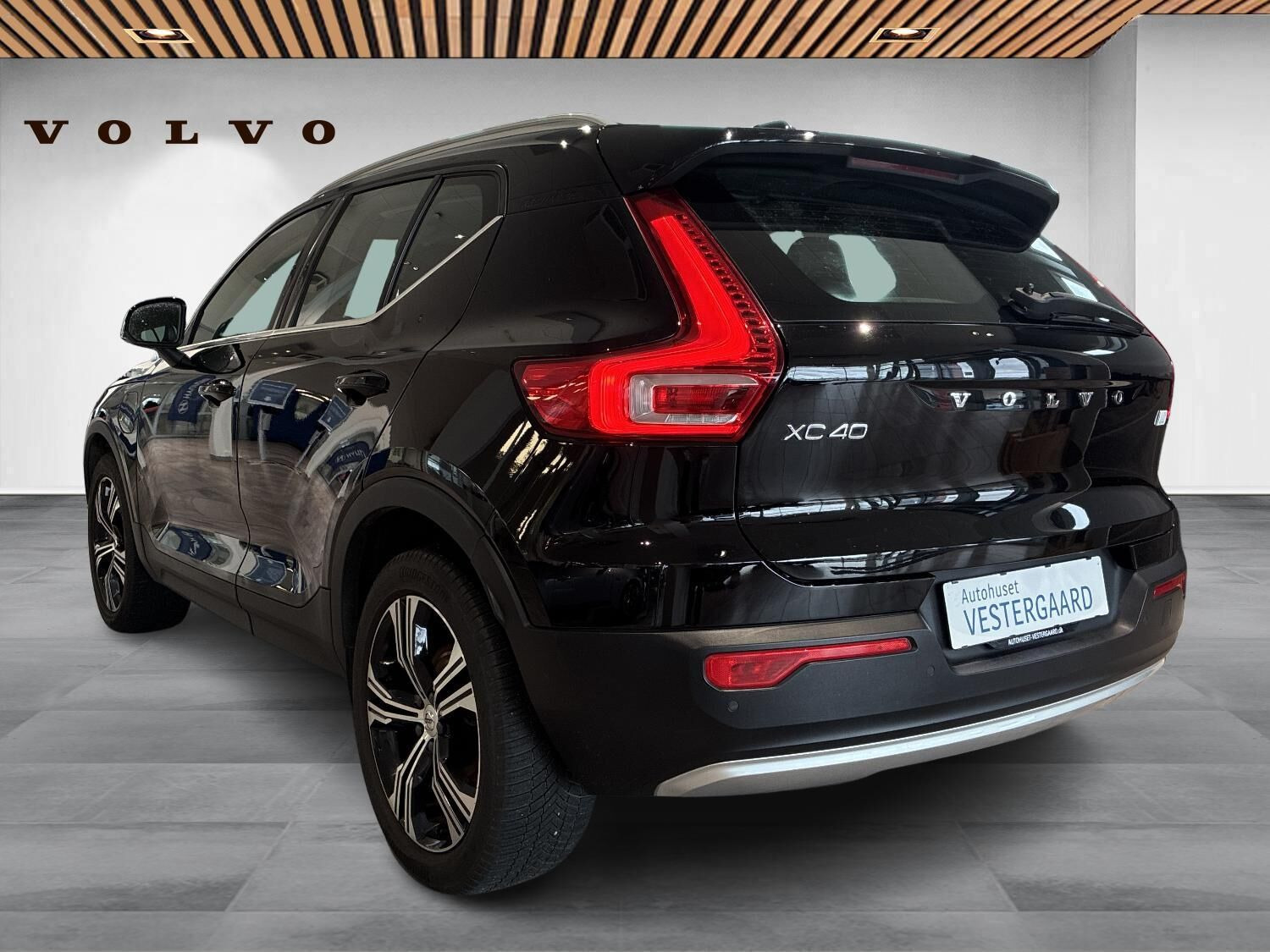 Sort Volvo XC40 fra 2021