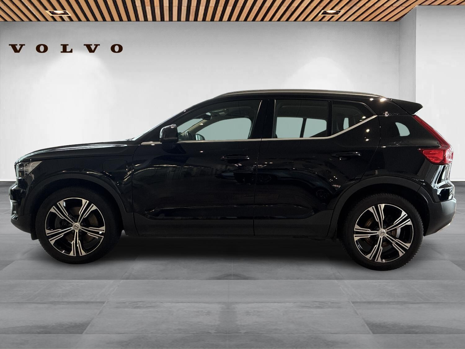 Sort Volvo XC40 fra 2021