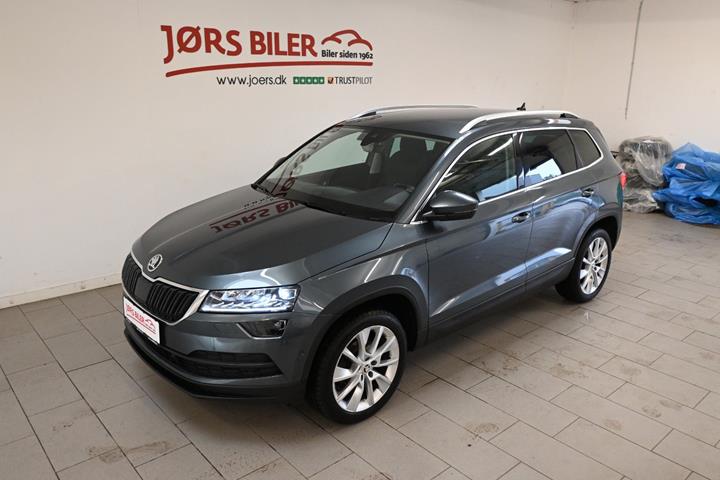 Grå Skoda Karoq fra 2021