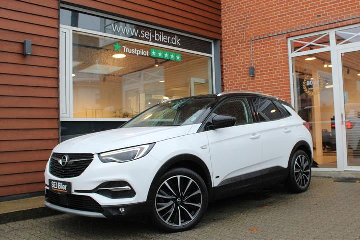 Hvid Opel Grandland X fra 2021
