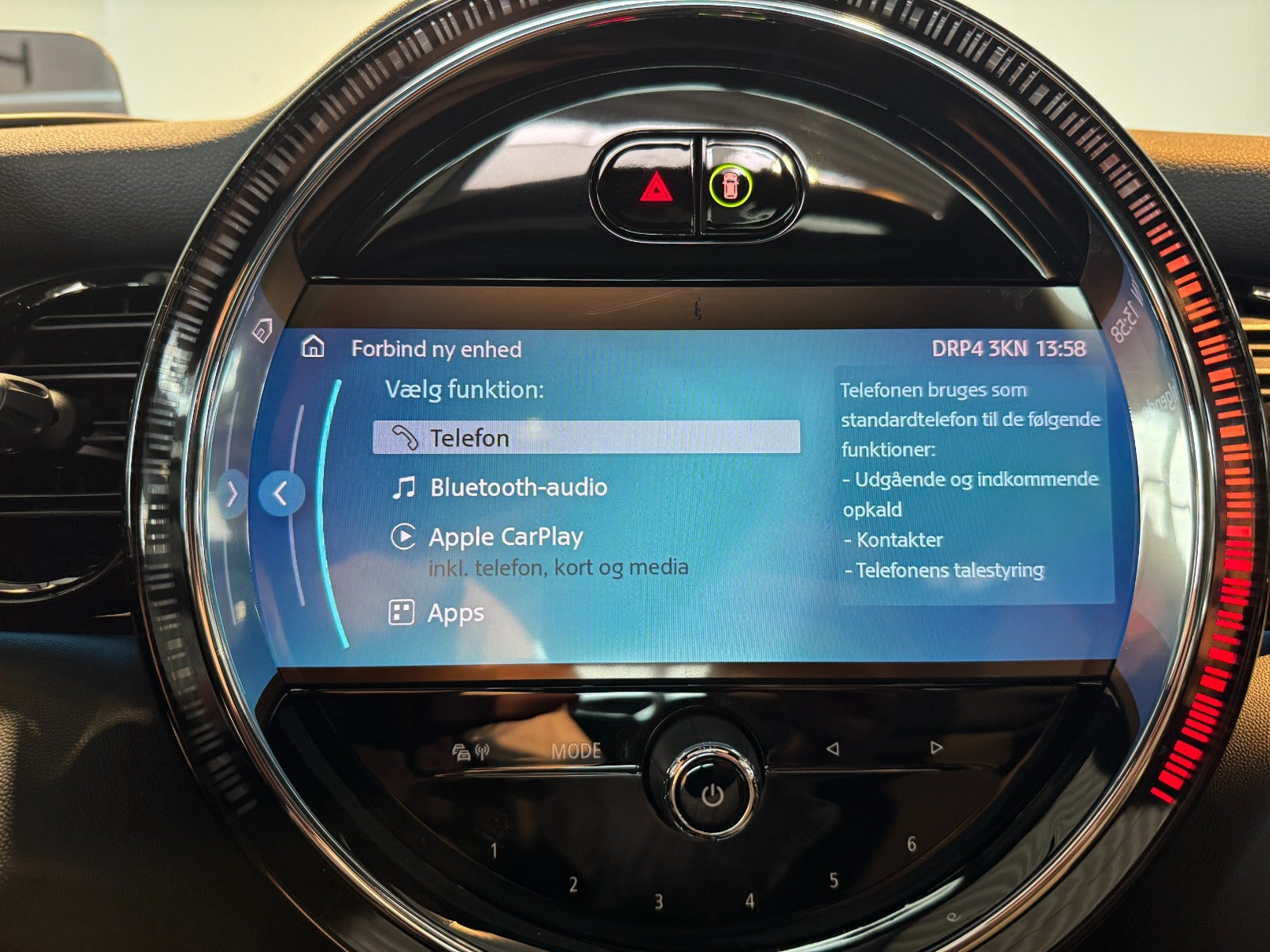 Sølv Mini Cooper SE fra 2023