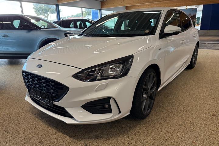 Hvid Ford Focus fra 2019