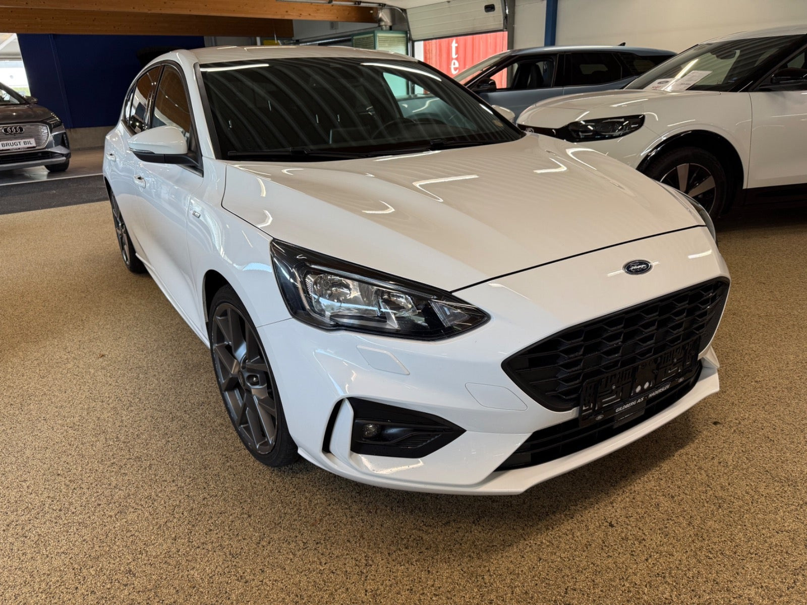 Hvid Ford Focus fra 2019