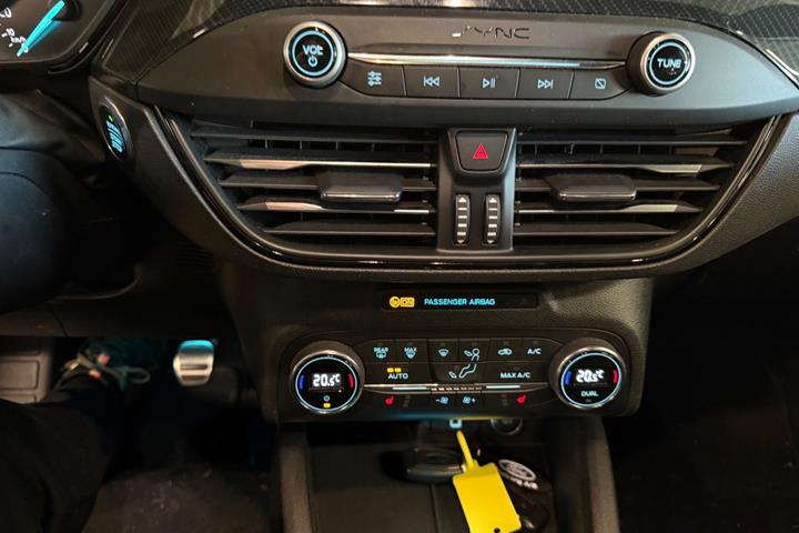 Hvid Ford Focus fra 2019