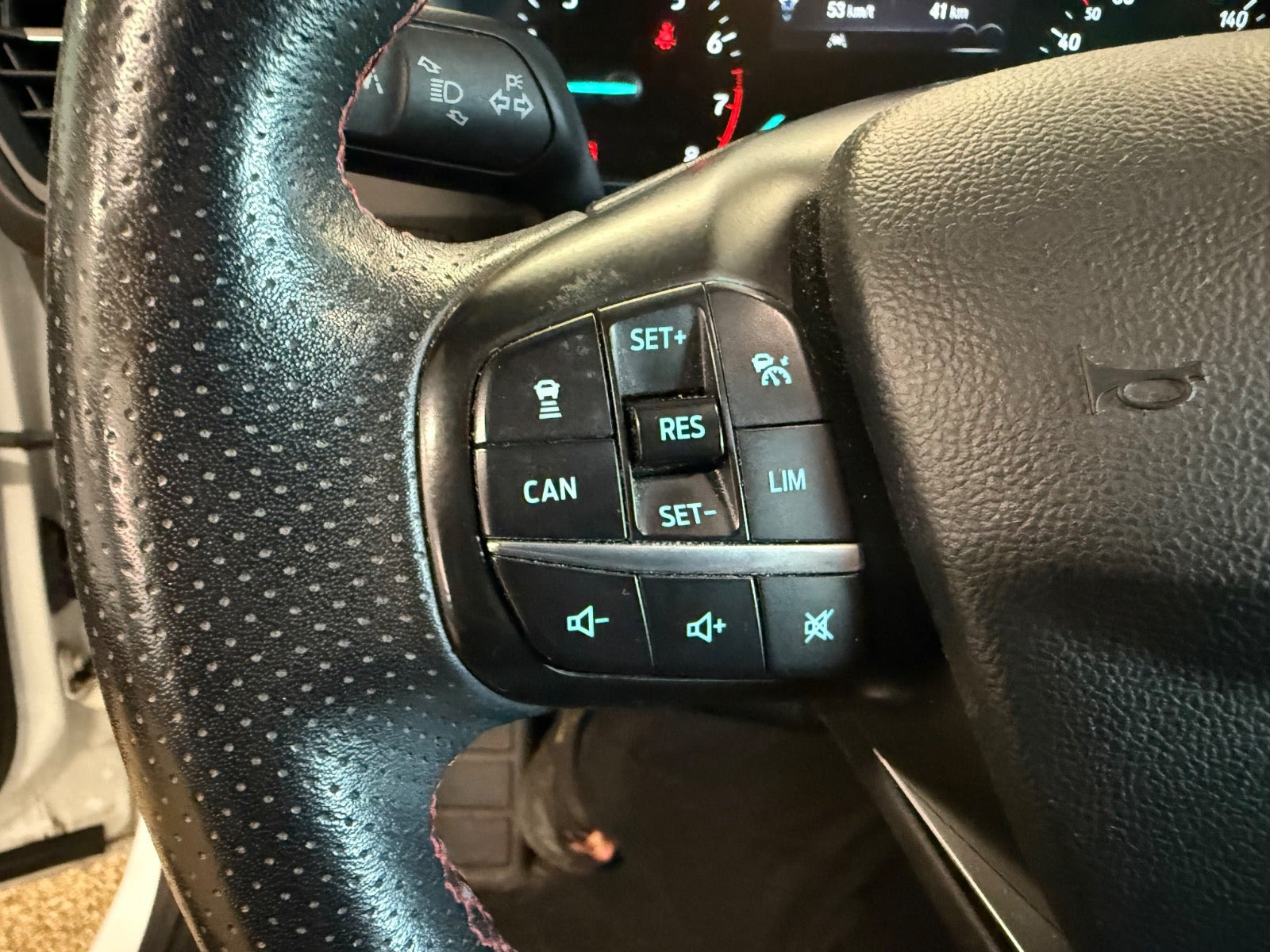 Hvid Ford Focus fra 2019