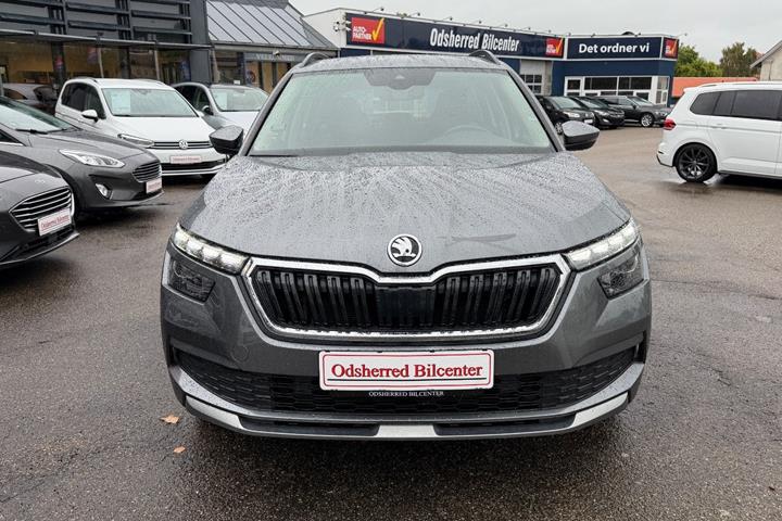 Grå Skoda Kamiq fra 2022