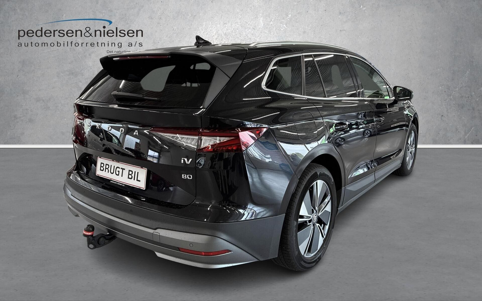 Sort Skoda Enyaq fra 2023