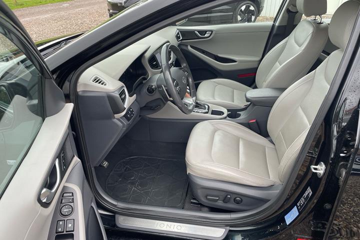 Sort Hyundai Ioniq fra 2019