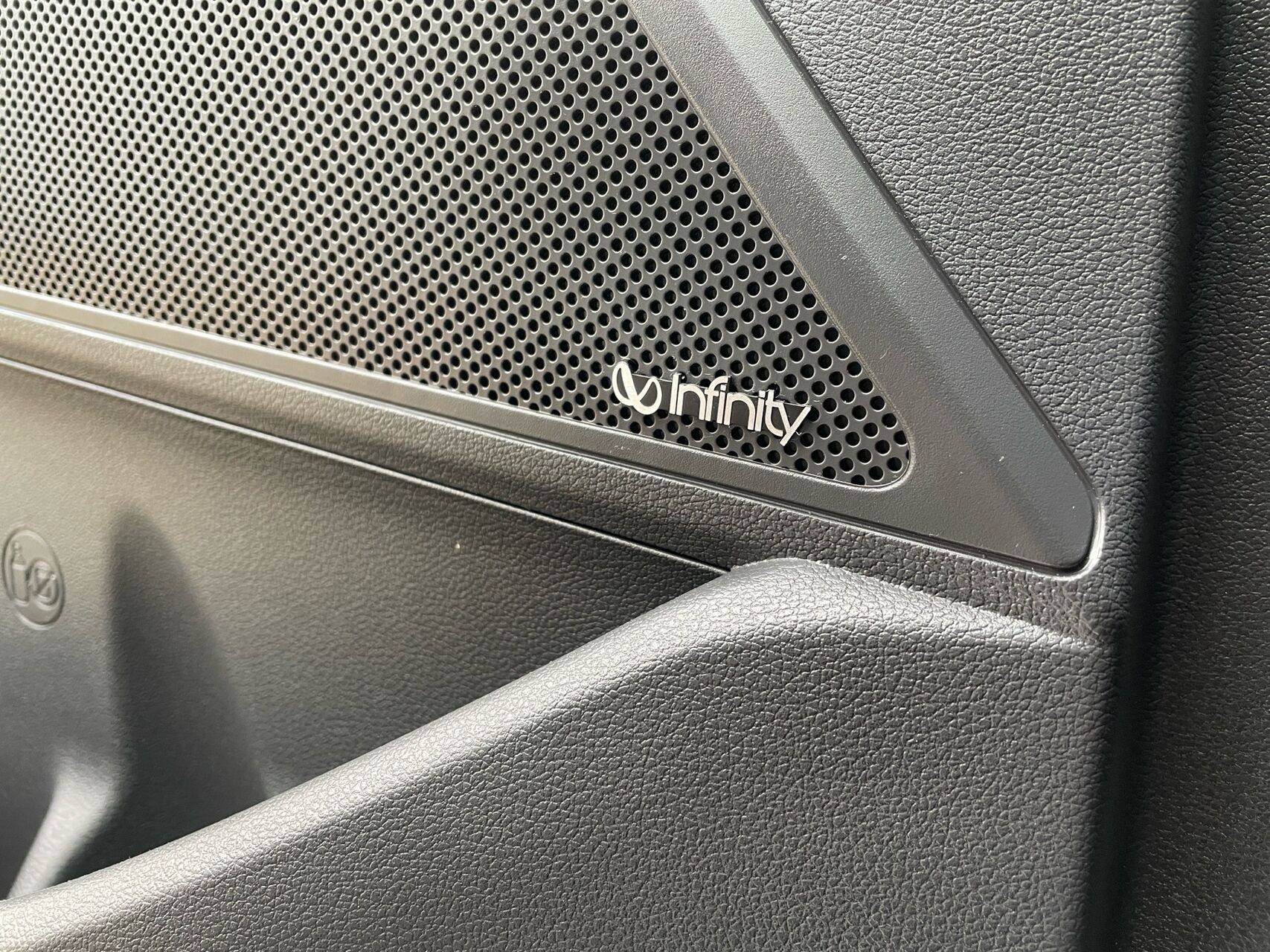 Sort Hyundai Ioniq fra 2019