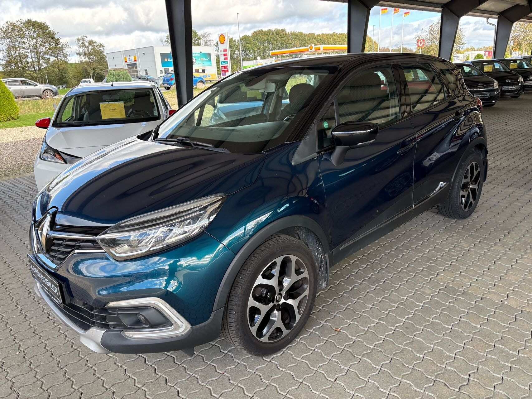 Blå Renault Captur fra 2018