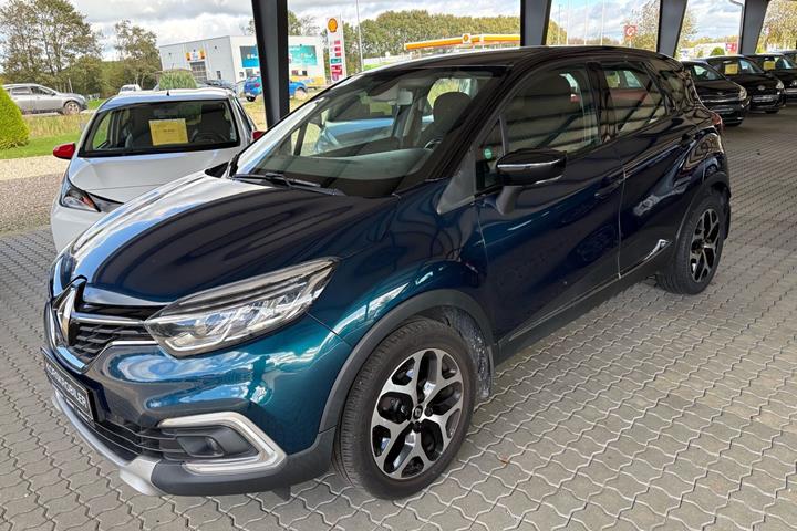 Blå Renault Captur fra 2018