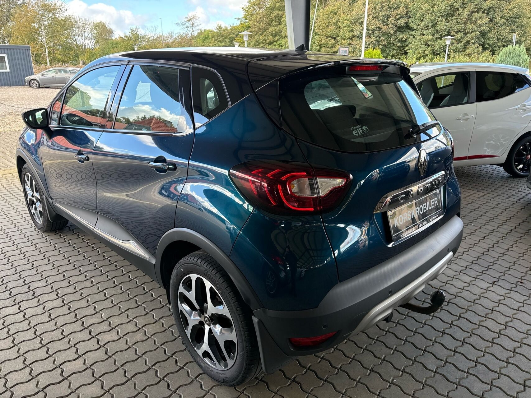 Blå Renault Captur fra 2018